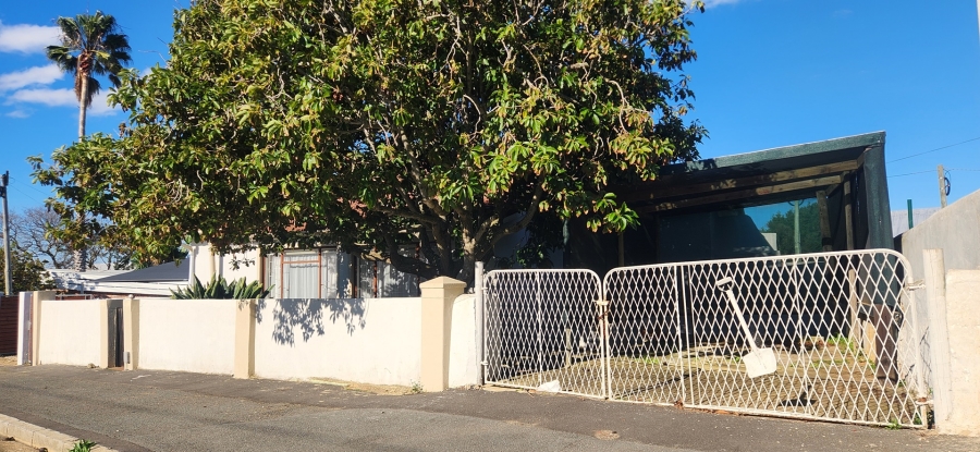 2 Bedroom Property for Sale in Bredasdorp Western Cape